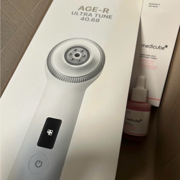 Other - AGE-R Ultra Tune Skincare Device - White